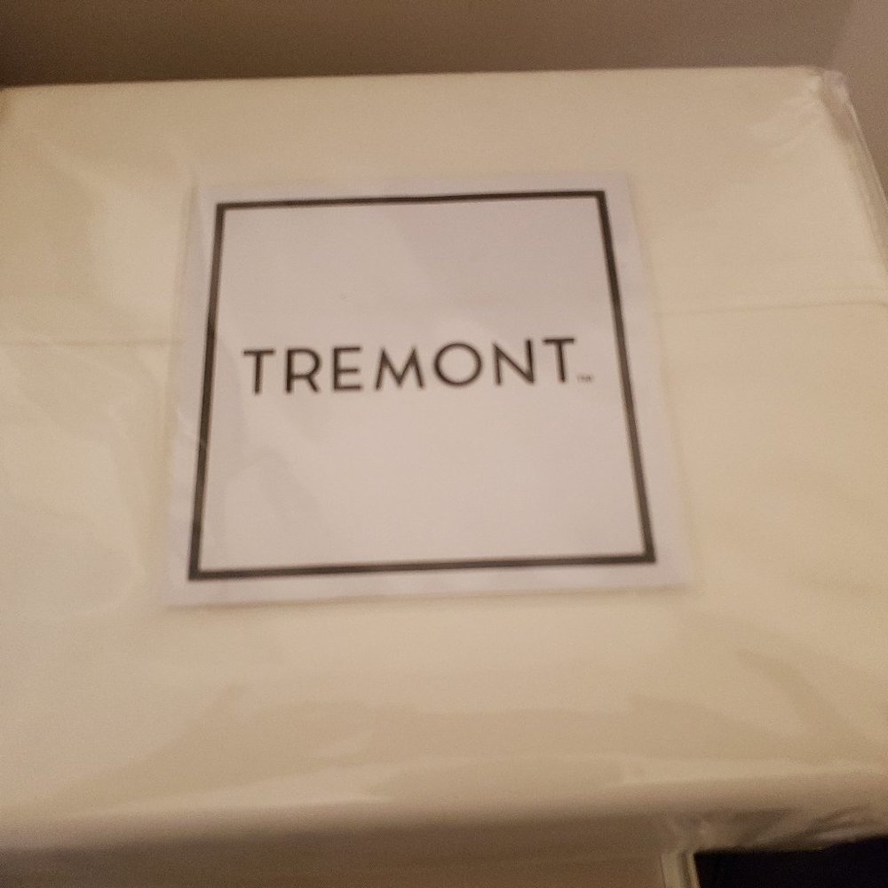 600 TC California King Sateen Sheet Set